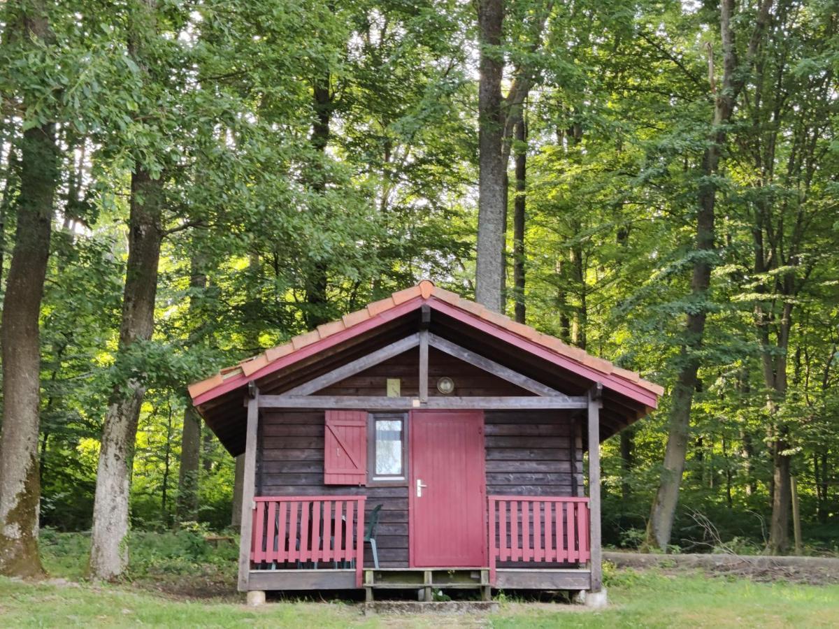 Camping Les Vosges Du Nord Oberbronn Kültér fotó