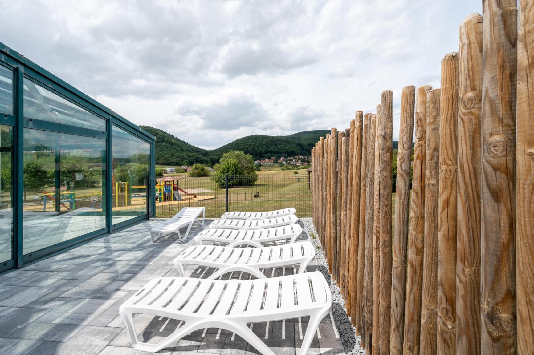 Camping Les Vosges Du Nord Oberbronn Kültér fotó